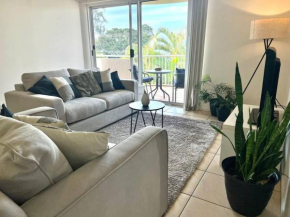 2 bed. apartment, central Maroochydore, pool, AC